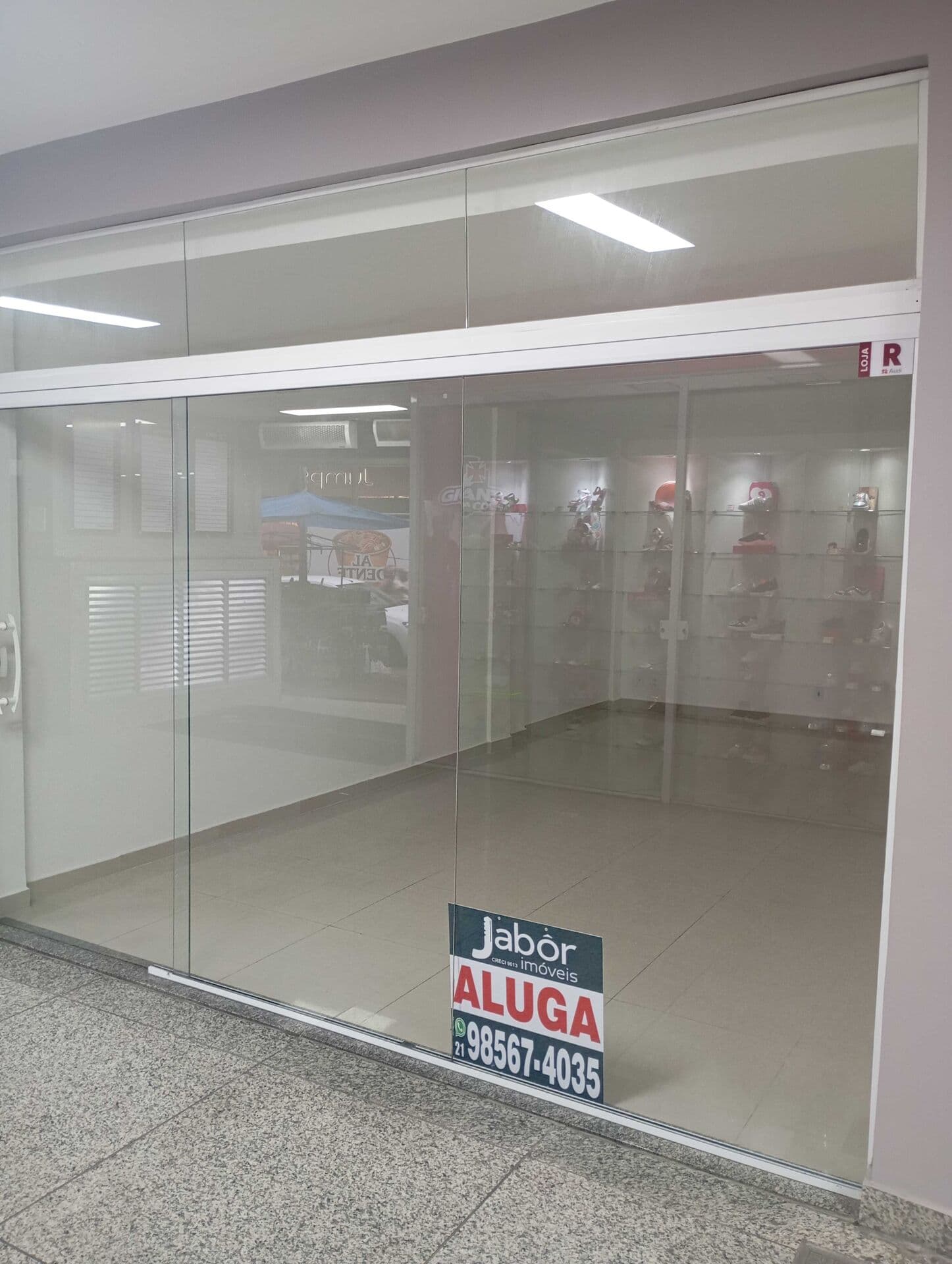 Sala/Conjunto em Rio de Janeiro - Campo Grande
