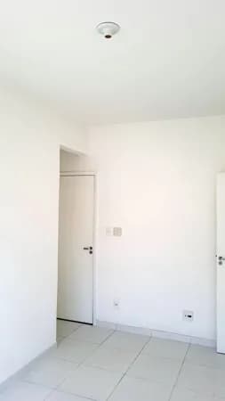 Ótimo apartamento com 02 quartos e 54 m² no centro de Campo Grande, RJ