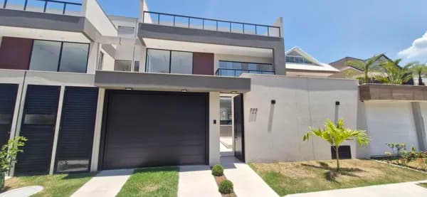Linda casa de alto padrão a venda no Condomínio Bothanica, no Recreio dos Bandeirantes, Rio de Janeiro/RJ