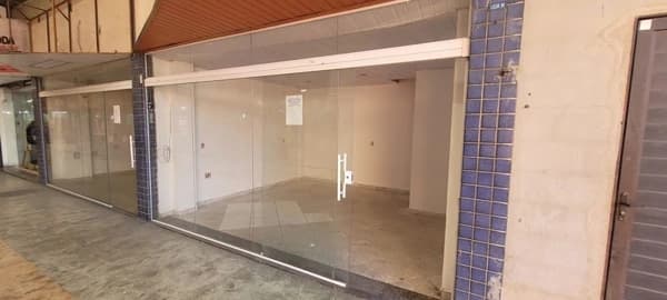 Loja para alugar, 20 m² por R$ 2.876,05 - Campo Grande - Rio de Janeiro/RJ