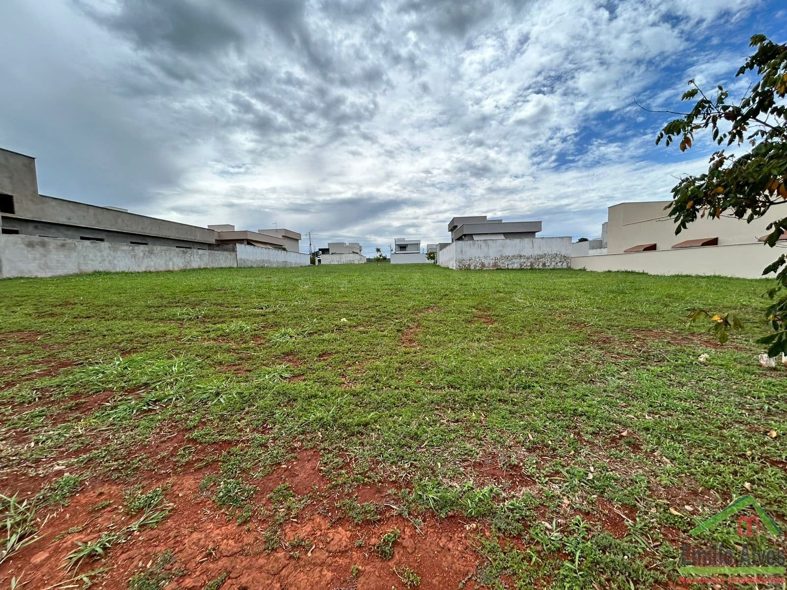 LOTE – TERRAS ALPHA RESIDENCIAL 1 – SENADOR CANEDO