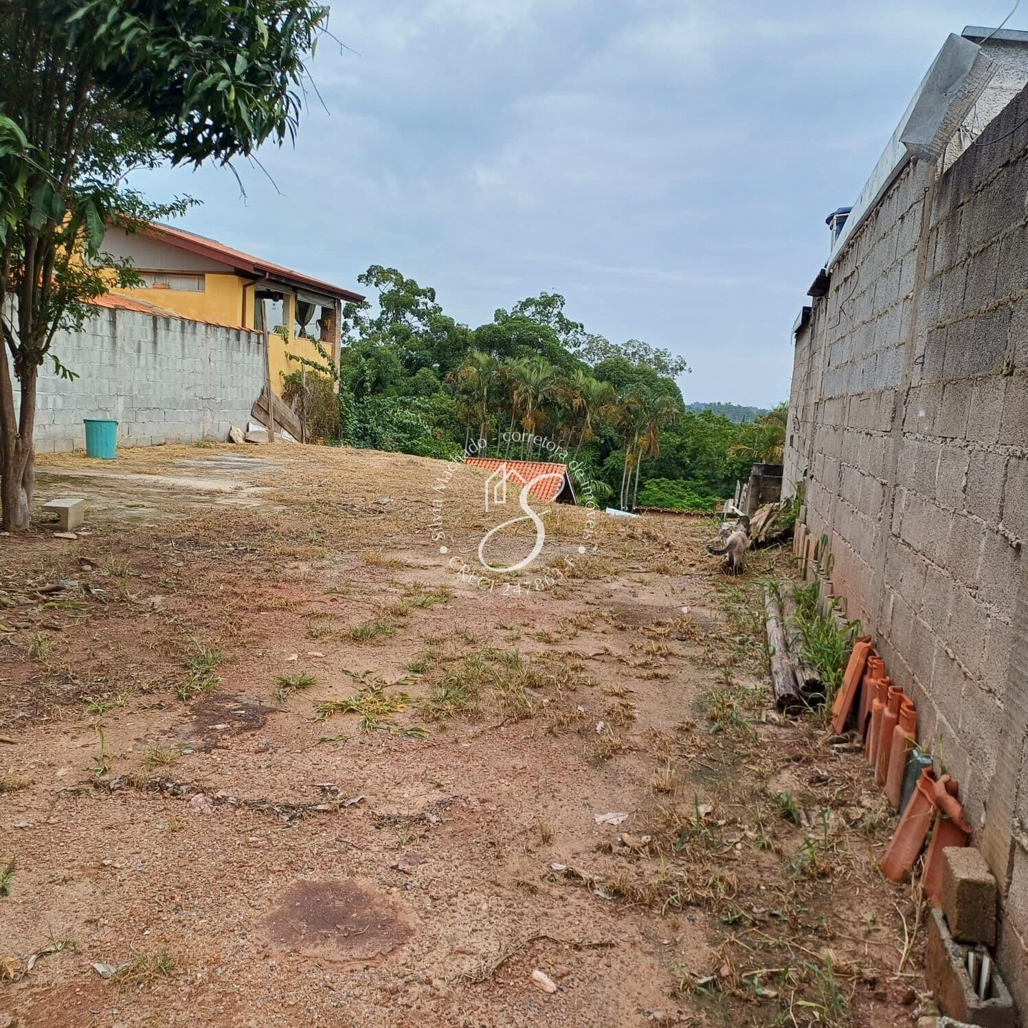 Terreno à venda Jardim Celeste - Corrupira