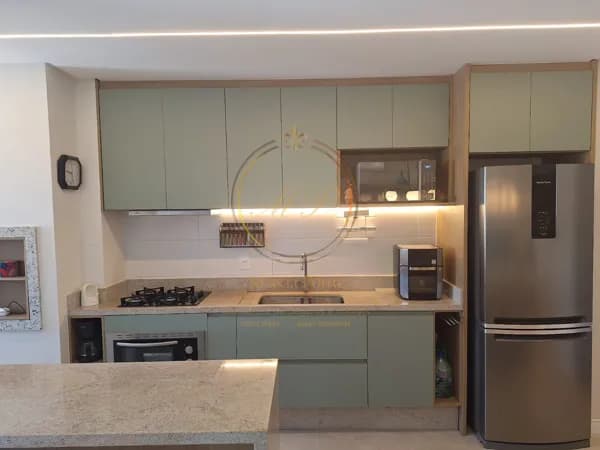 Apartamento mobiliado e decorado com vista p/ o Cristo luz