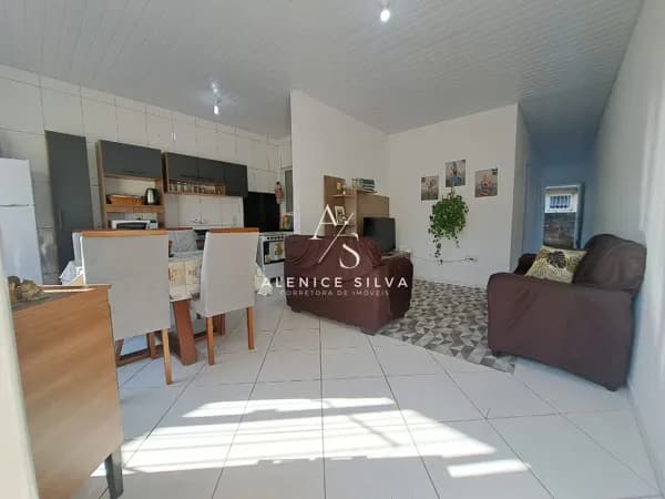 Casa 02 dormitórios em Forquilhas São José
