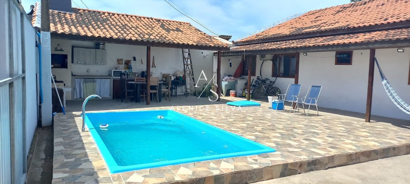 Casa 02 dormitórios com Piscina em Passagem do Massiambú, Praia do Sonho - Paçhoça