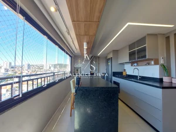 Apartamento 02 Dormitórios no Bairro Ipiranga, mobiliado vista mar