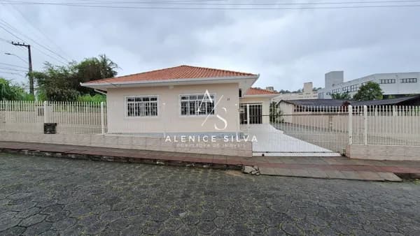 Casa com 2 Quartos à venda, 120m² - Forquilhinhas