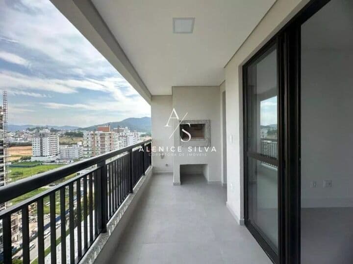 APARTAMENTO À VENDA NO BAIRRO PEDRA BRANCA-PALHOÇA-SC