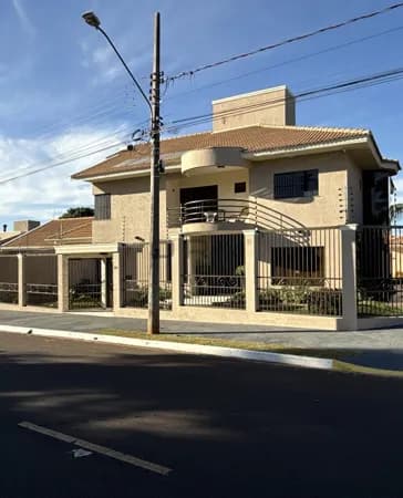 Sobrado em Campo Grande - Vilas Boas