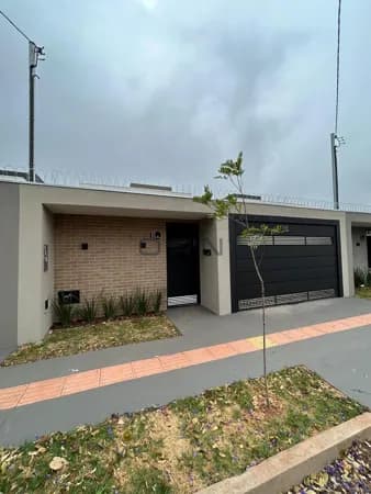 Casa Térrea com excelente localização