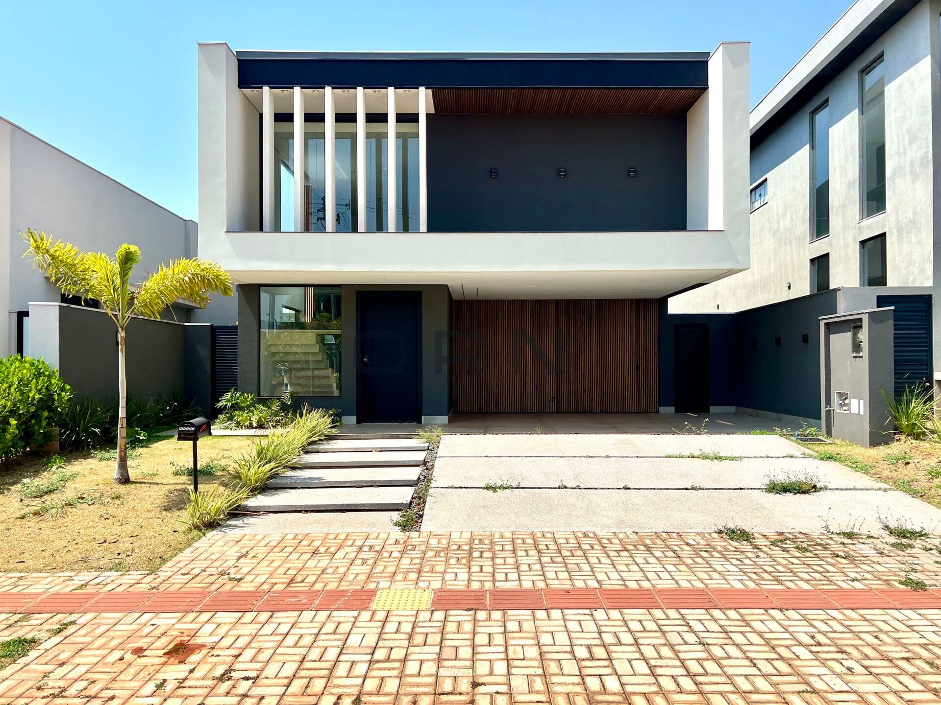 Casa com òtima localização dentro dAlphaville 4