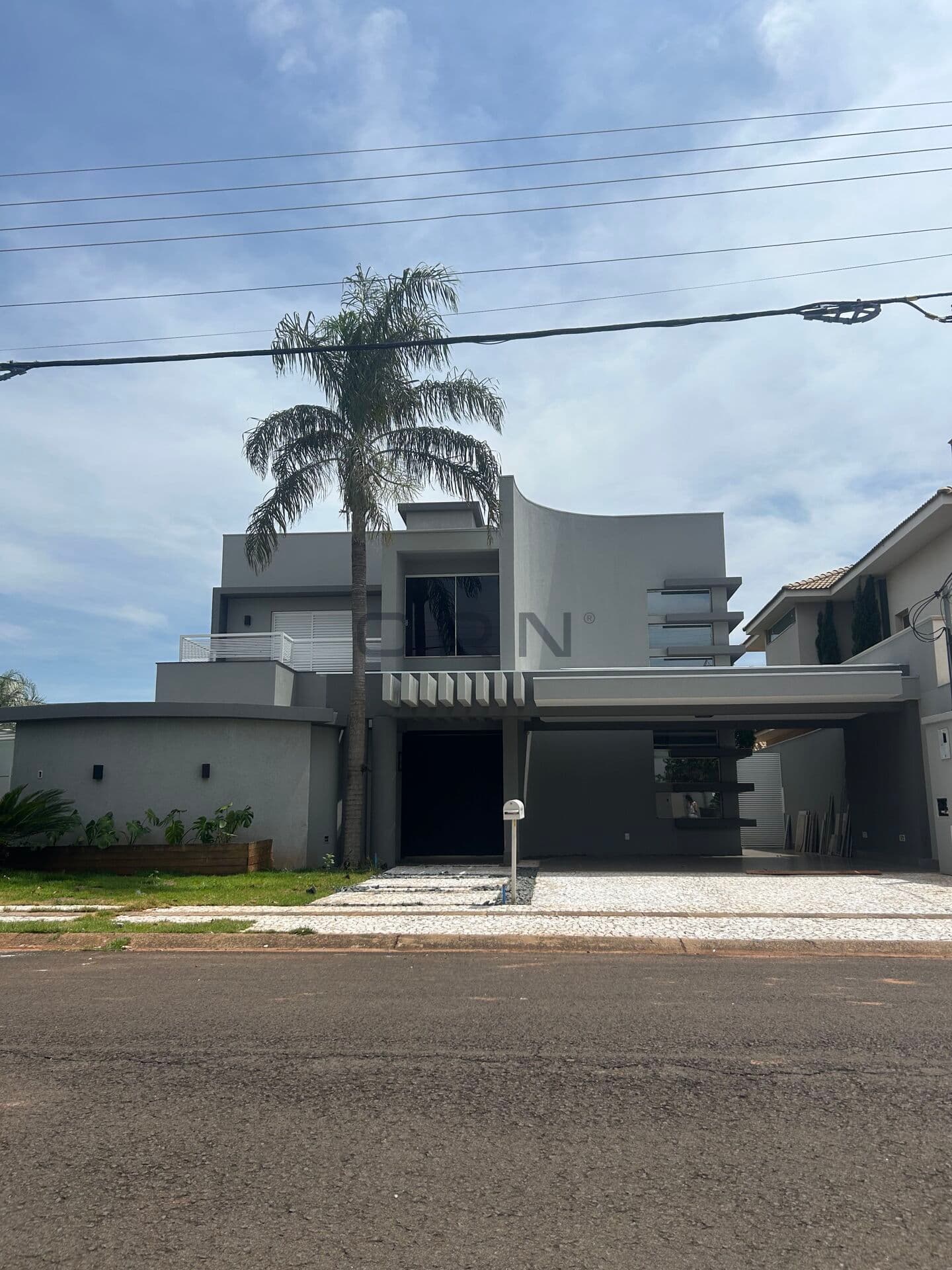 Sobrado Alto Padrão em Residencial Damha II, Campo Grande/MS