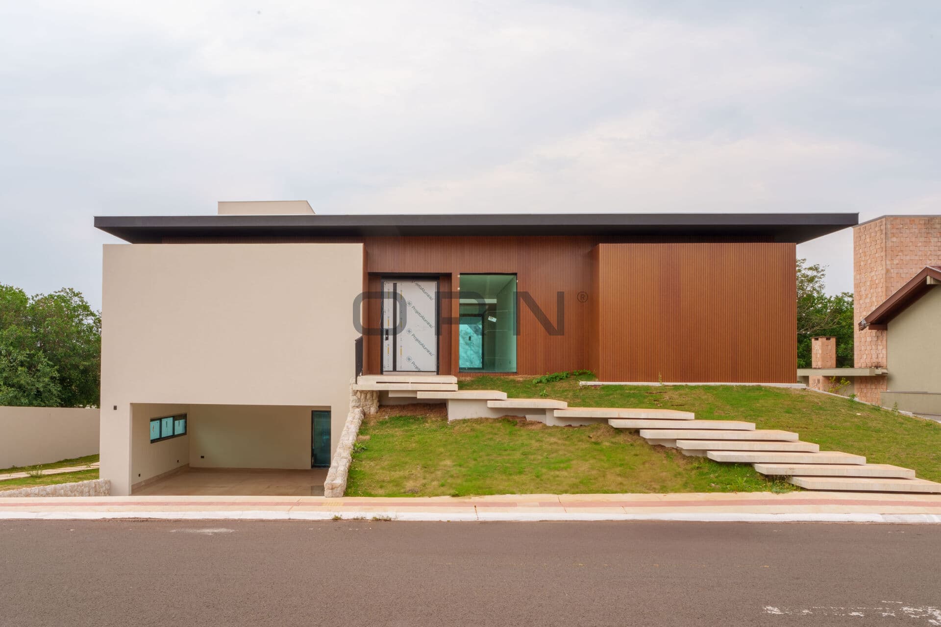 Sobrado em Campo Grande - Condominio Residencial Terras do Golfe