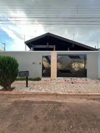Casa Térrea em excelente localizaão
