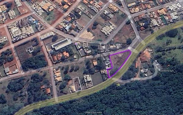 Terreno de esquina comercial no RIta Vieira