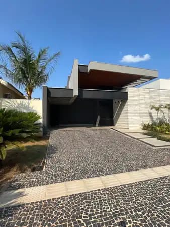 Casa Térrea no Condomínio Damha II