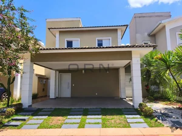Casa de alto padrão no bairro Tiradentes em Campo Grande-MS