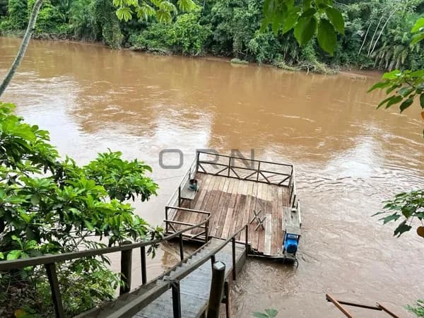 Chácara à venda na região de palmeiras na beira do rio aquidauna