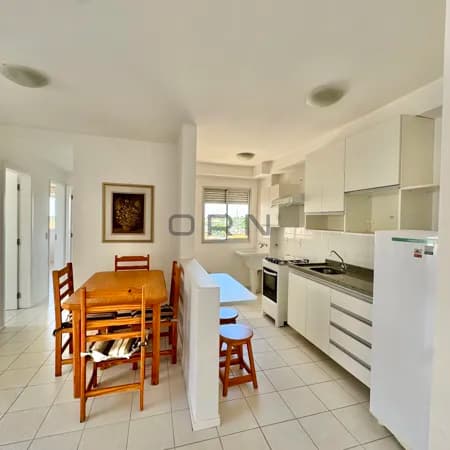 Apartamento semi mobiliado