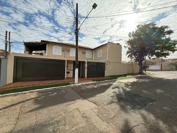 Sobrado em Campo Grande - Jardim Monte Líbano