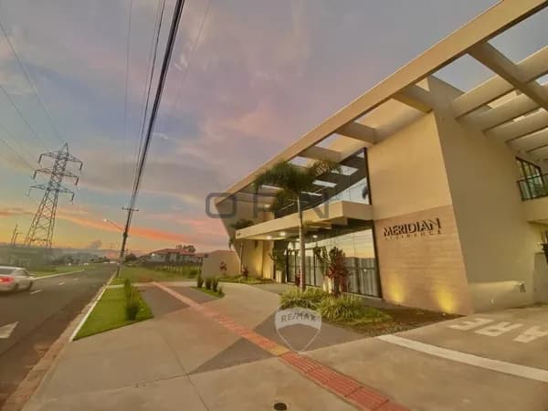 Casa térrea com 3 suítes e infraestrutura de lazer completa