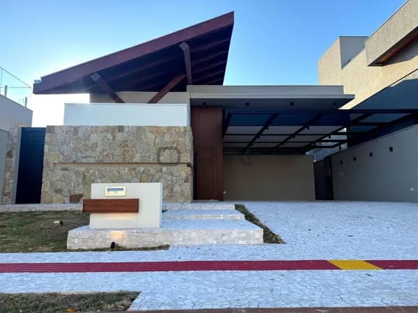 Casa de Condomínio em Campo Grande - Parque Residencial Damha IV