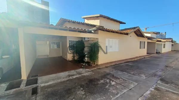 Casa em Campo Grande - Vila Margarida
