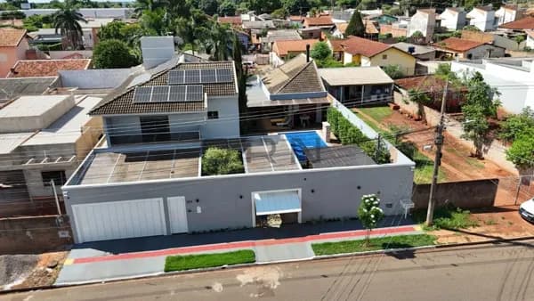Sobrado Alto Padrão em Pioneiros, Campo Grande/MS
