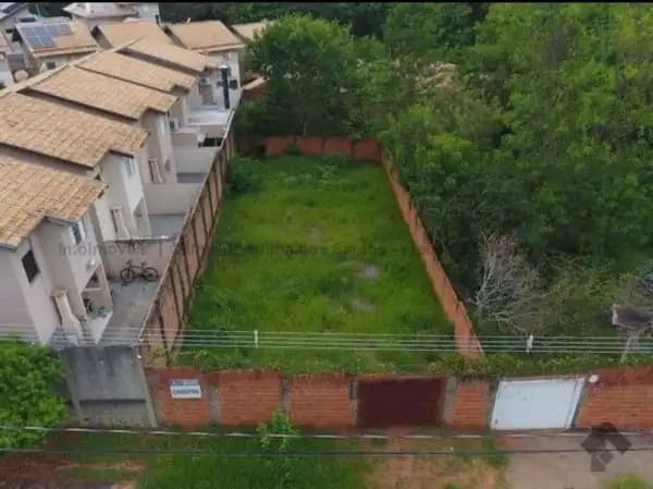 Terreno na principal Avenida Gastronômica da cidade.