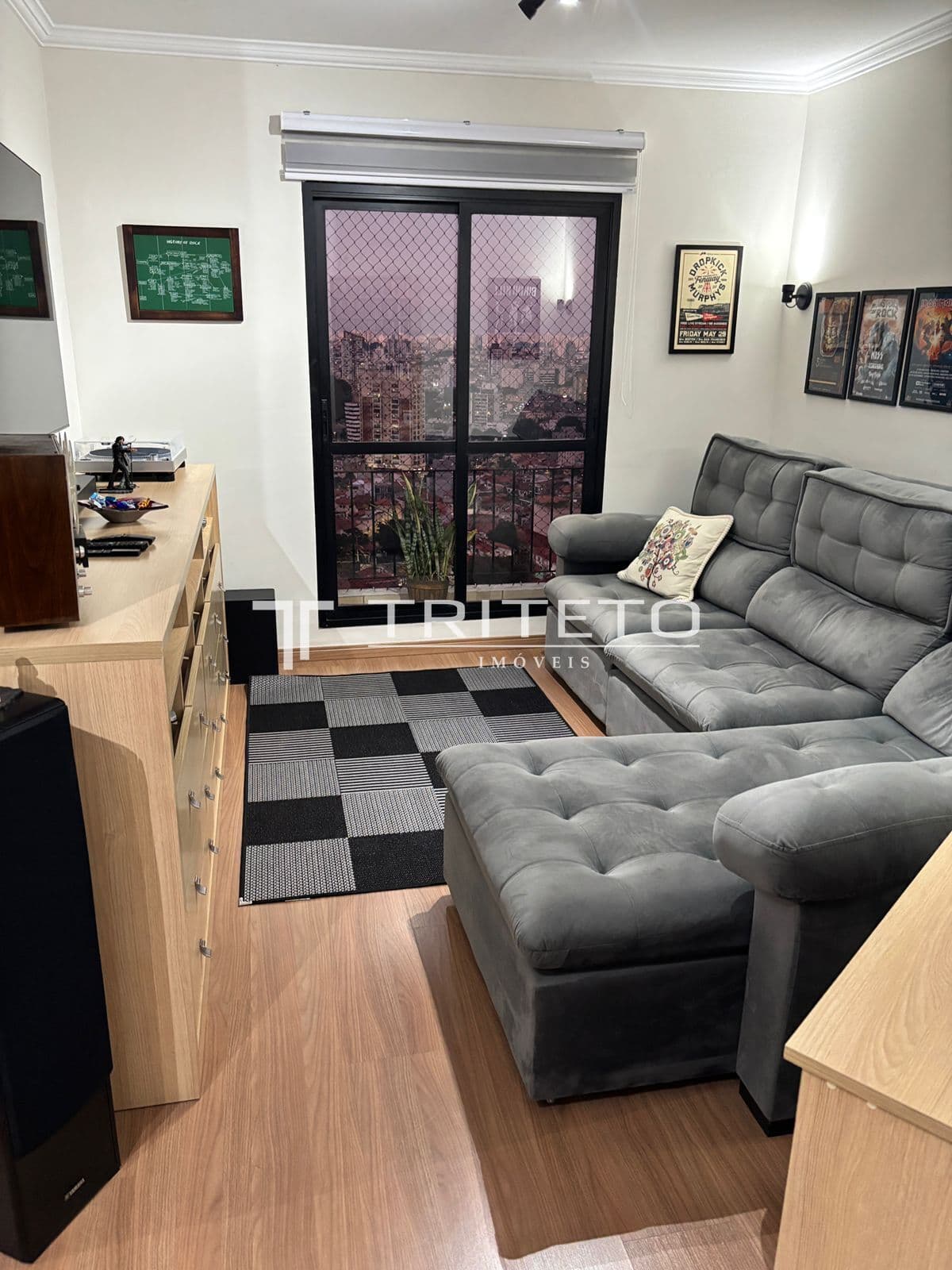 Apartamento 92m² - 3 Dorms (1 Suíte) - Av. Nova Cantareira, 20