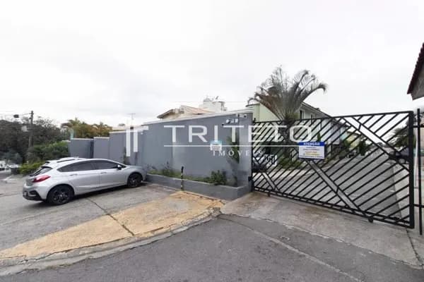 Casa em Condomínio com 4 quartos Sezefredo Fagundes