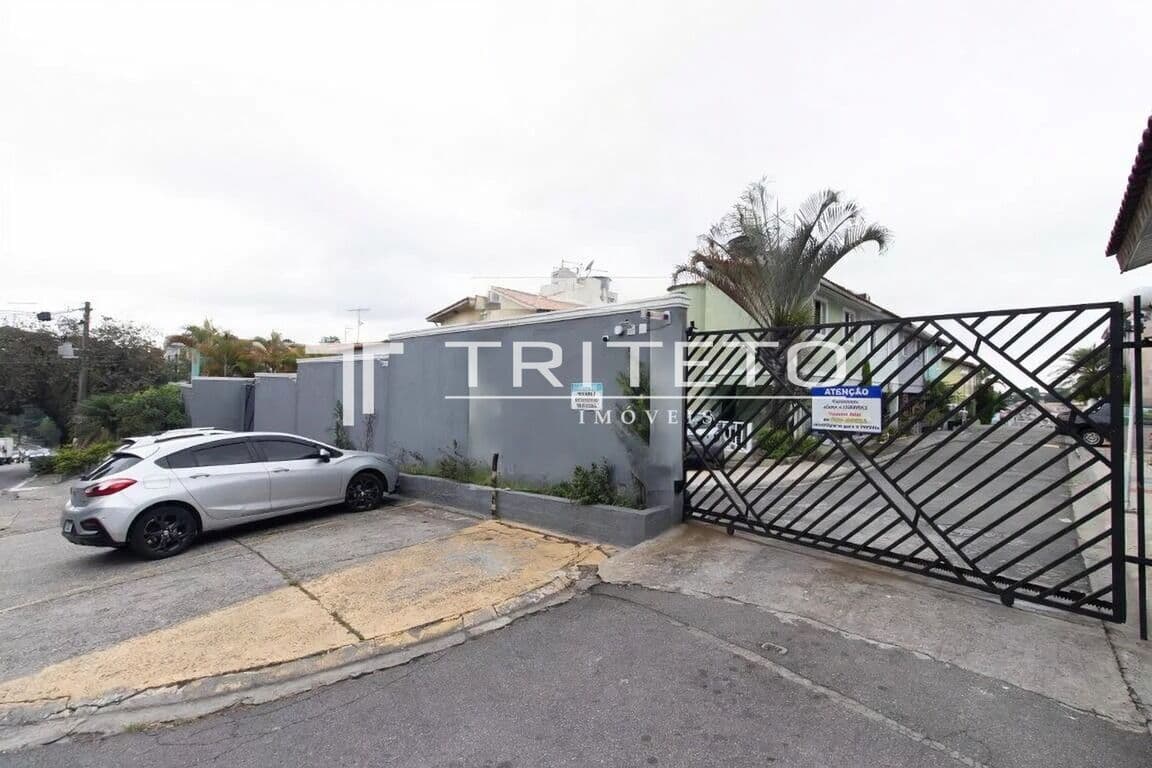 Casa em Condomínio com 4 quartos Sezefredo Fagundes