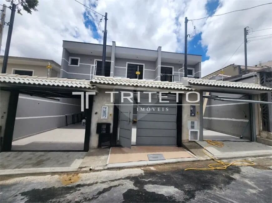 Sobrado com 3 Quartos e 4 banheiros à Venda, 160 m²