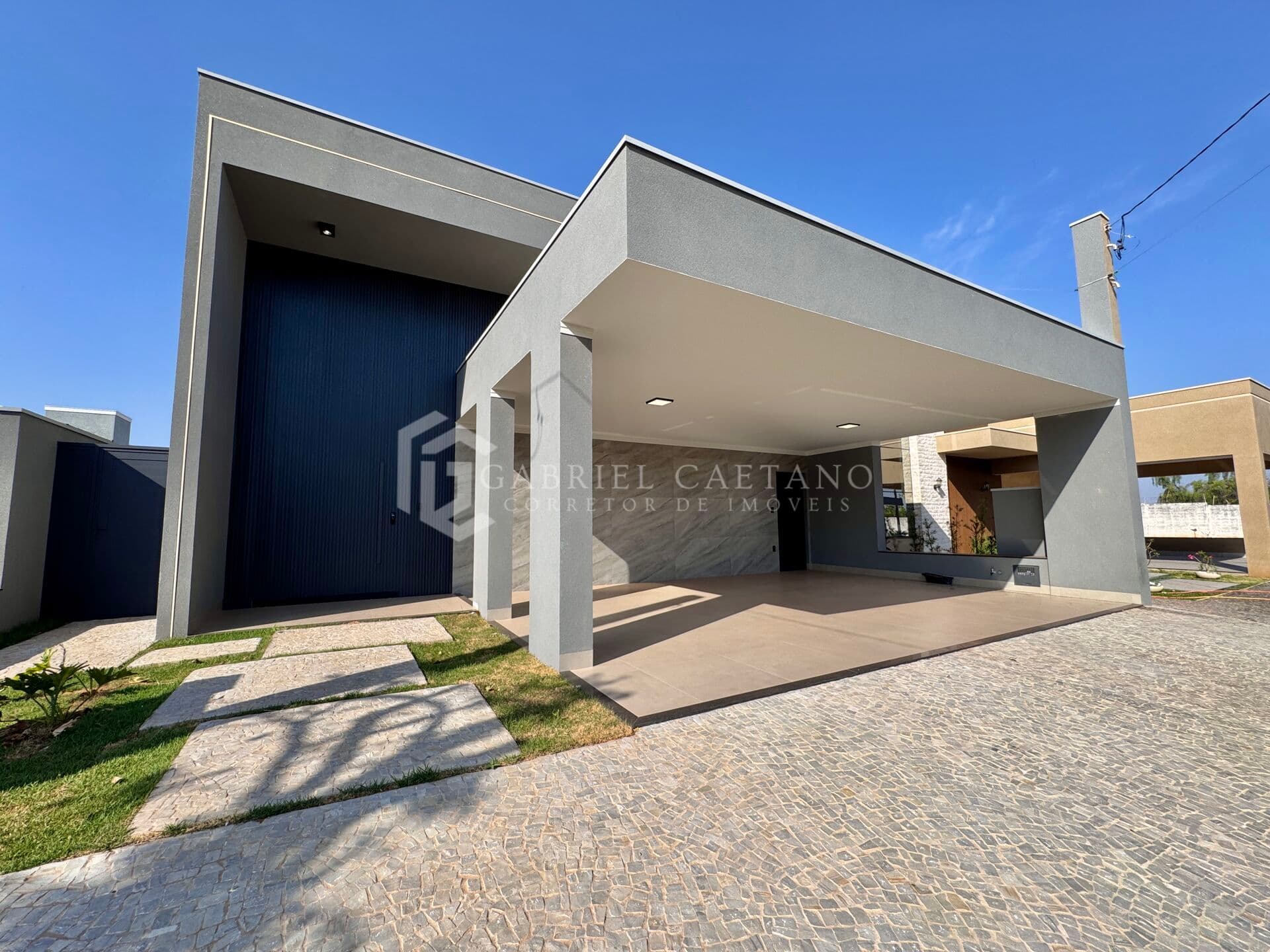 Casa Nova à Venda - Habiana II