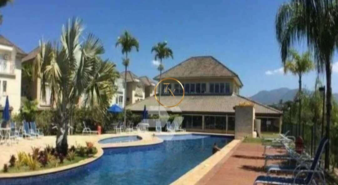 Casa em Condomínio Fechado - na quadra da praia do Recreio !
