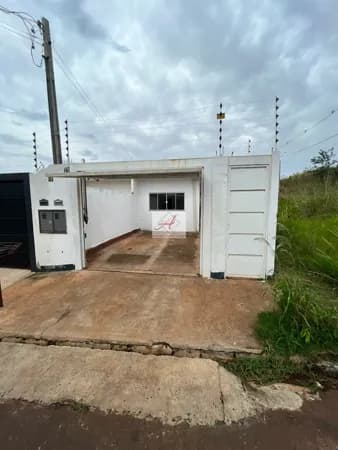 Casa em Bandeirantes - Setor 2