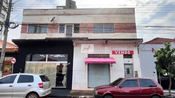Sala/Conjunto em Bandeirantes - Centro