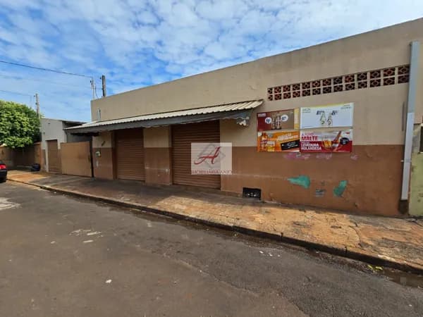 Casa em Bandeirantes - Setor 3