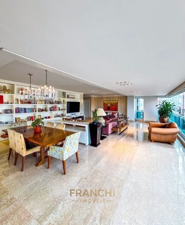 Apartamento em Vila Regente Feijó, São Paulo/SP