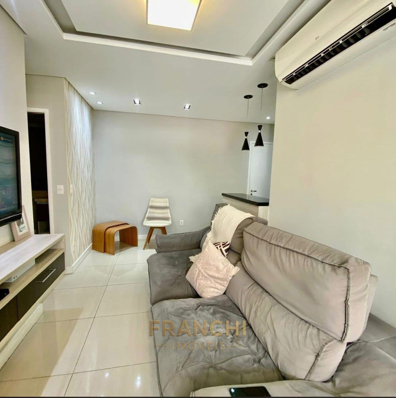 Apartamento com 2 quartos e 2 banheiros | Varanda Gourmet