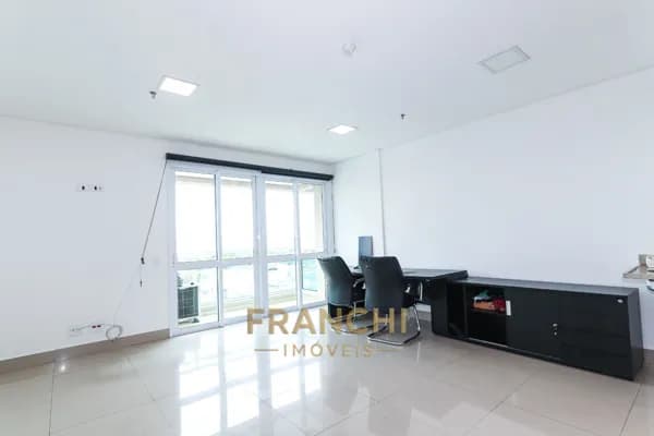 Sala/Conjunto em São Paulo - Vila Carrão