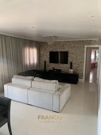 Apartamento com 3 dormitórios à venda, 126 m²
