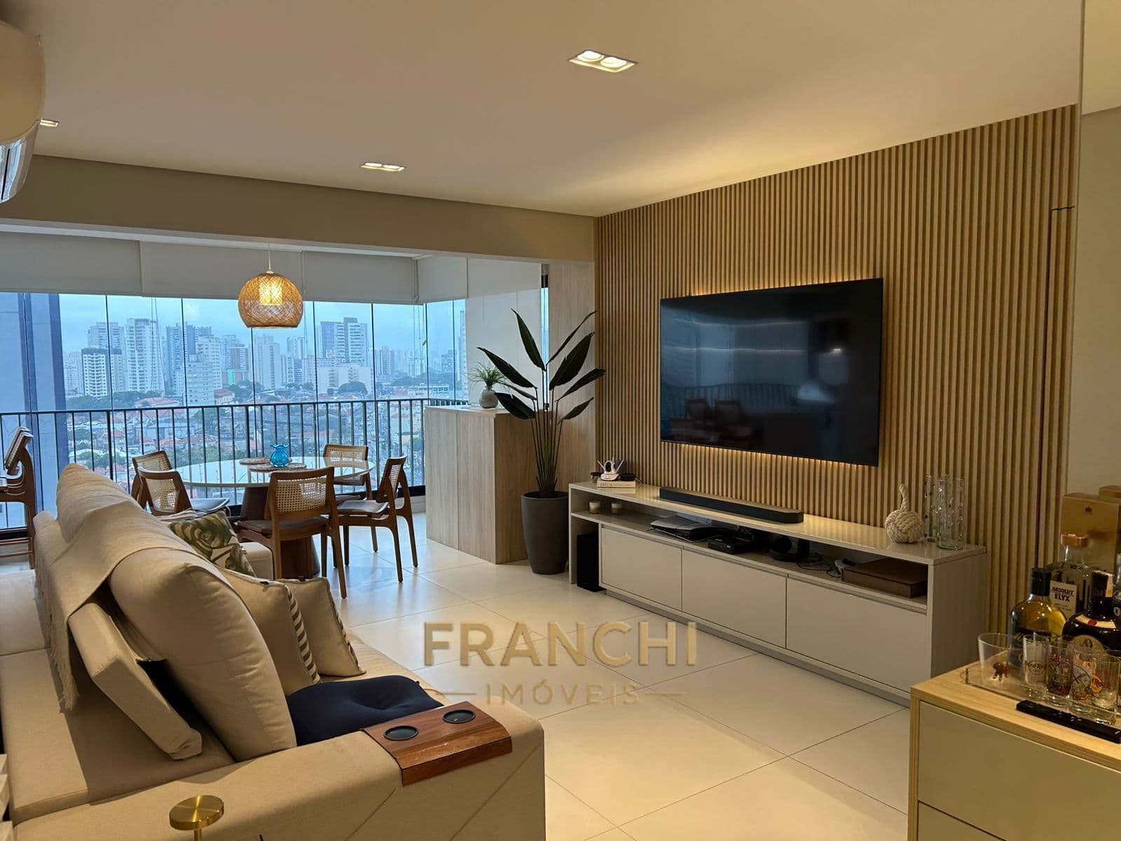 Apartamento A venda noTtatuapé