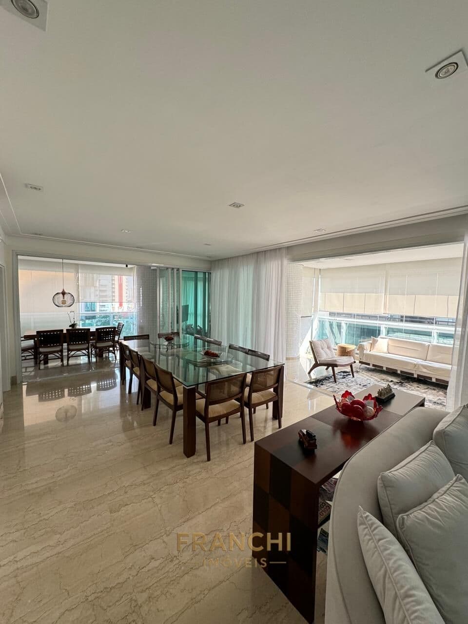 Apartamento Alto Padrão em Vila Regente Feijó, São Paulo/SP