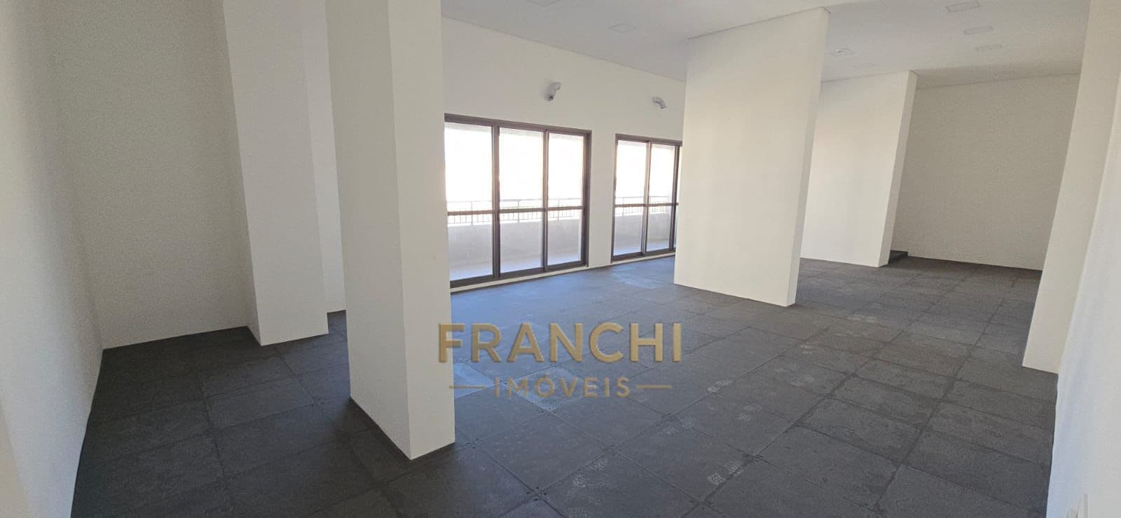 Sala Comercial a Venda no Tatuape