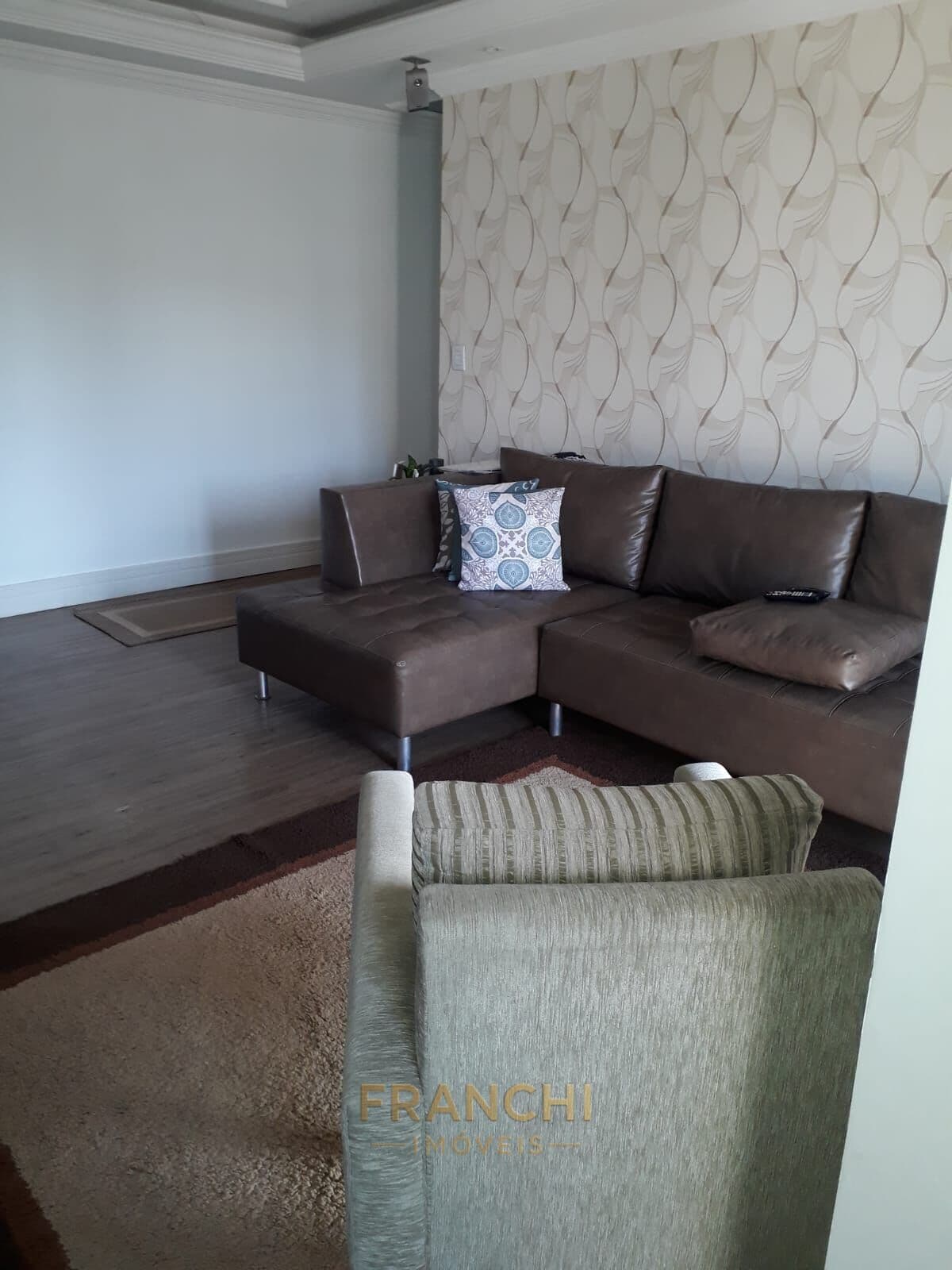 EXCLUSIVIDADE E CONFORTO EM CADA DETALHE — 90m² MUITO BEM DISTRIBUÍDOS