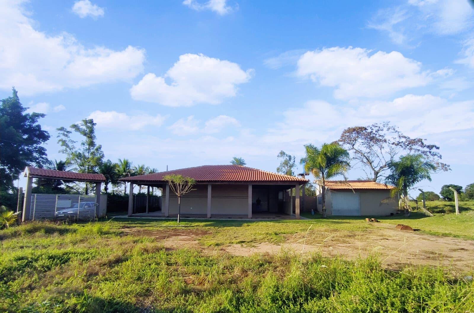 Fazenda/Sítios/Chácaras em Umuarama - Gleba Figueira