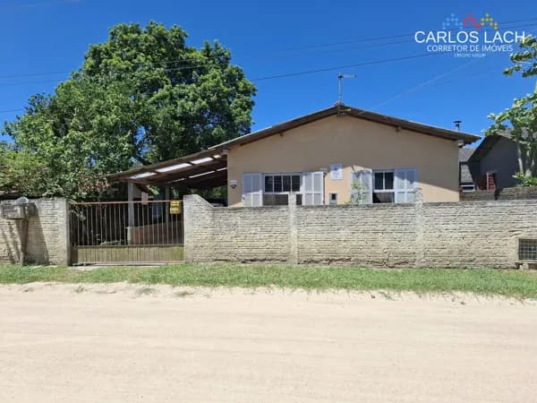 Casa em Laguna - Nova Fazenda