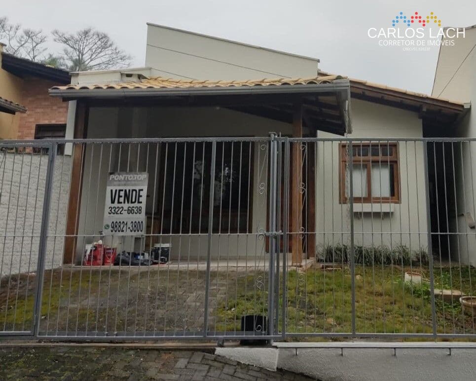 Casa em Blumenau - Escola Agrícola