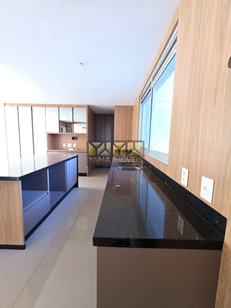 🏡 Exklusiv Golf – Um Ícone de Sofisticação na Vila do Golfe